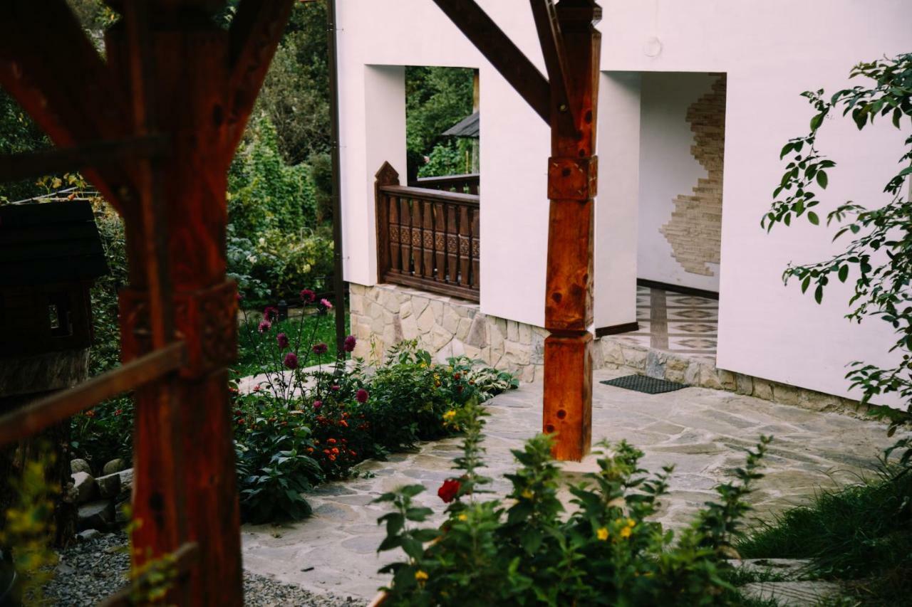 Котедж "Солард" Jaremtsche Exterior foto